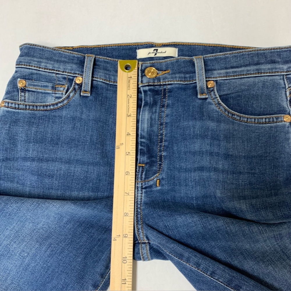 7 For All Mankind Dark Blue Flare Jeans with Contrast Pocket Detail - Picture 14 of 16